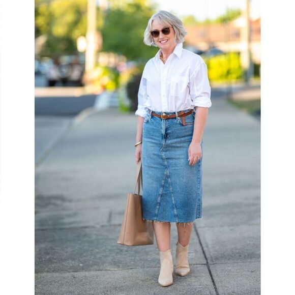 Chicos 2.5/M-L Blue Lightweight Denim Cotton/Lyocell Zip Front Fringe Hem Skirt - Picture 7 of 16